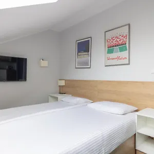 Apartment Esencja Warszawy Nowy Swiat, Warsaw