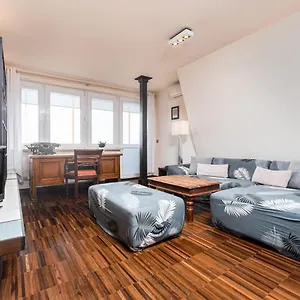 Apartament żytnia By Your Freedom, Warszawa